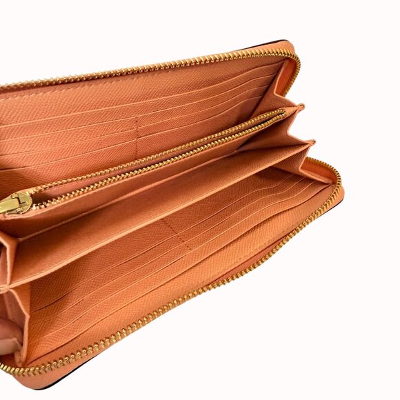 Coach Peach Leather Wristlet Wallet With Gold Hardware Zip Around Closure - Picture 8 of 16